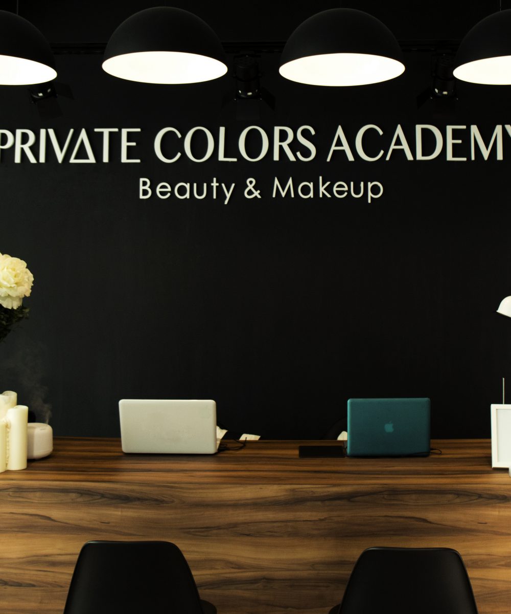 Private Colors Academy